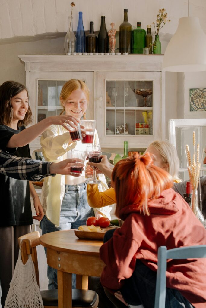 Günstiger Junggesellinnenabschied in der Wohnung von Eltern