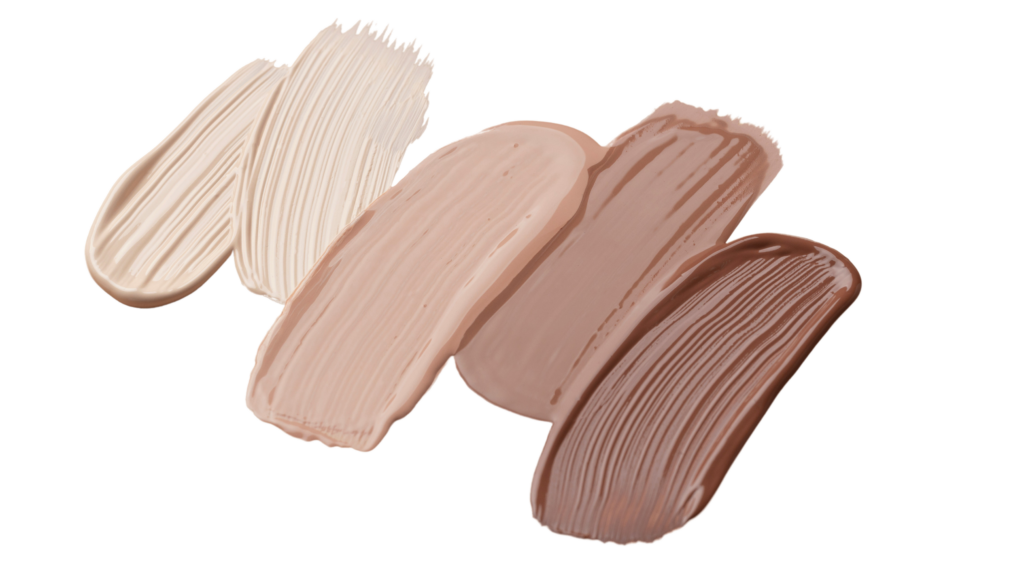 Make-up kann Tattoos wunderbar und einfach kaschieren.